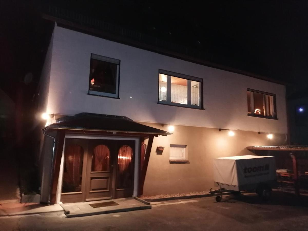 Haus Am Waldrand Daire Freital Dış mekan fotoğraf